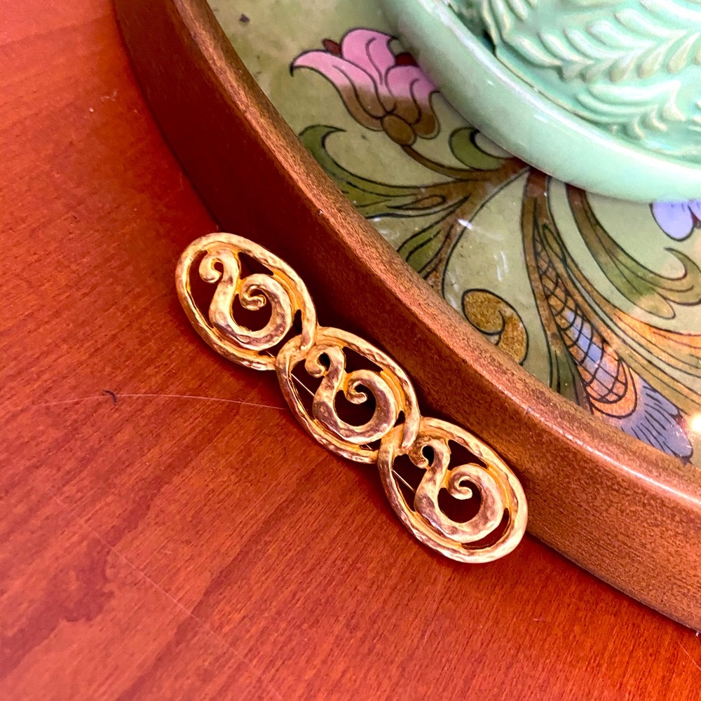 Vintage Gold-Tone Brooch